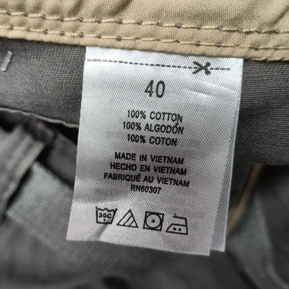 Union Bay Cargo Shorts Men's Size 40 11” Ins Gray Goose Belt‎